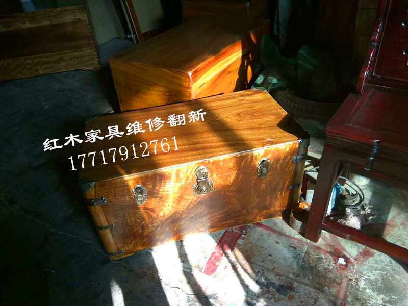 长宁【红木家具维修】老家具翻新 淞虹路张小姐